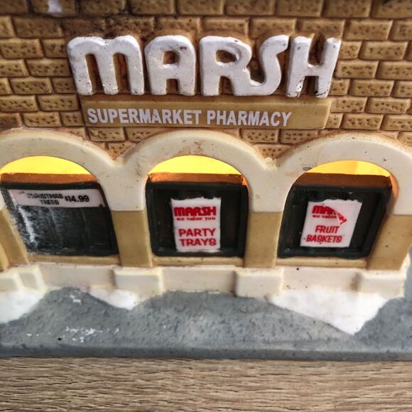 Vintage Ceramic Christmas Village Building of Marsh Supermarket Pharmacy - Picture 9 of 11
